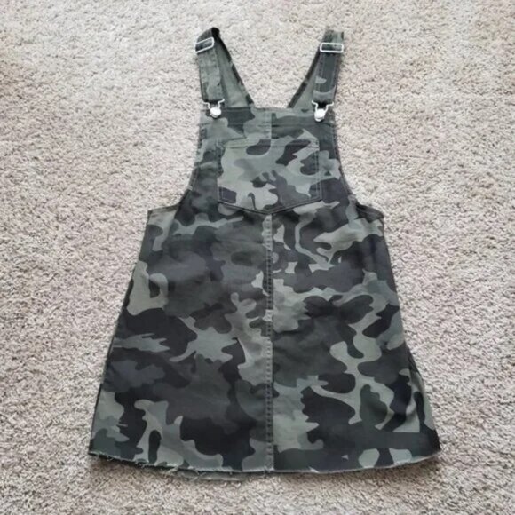 Wild Fable Green Camo Overall Pocket Dress. - Picture 1 of 7
